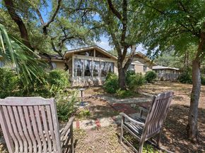 11403 Circle Bend DR, Austin TX 78758
