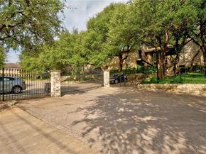 3018 1st ST 109, Austin TX 78704