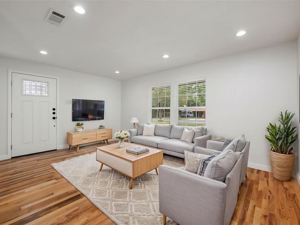 1806 Mohle DR, Austin TX 78703