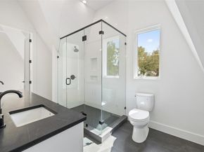 2001 Forest TRL, Austin TX 78703