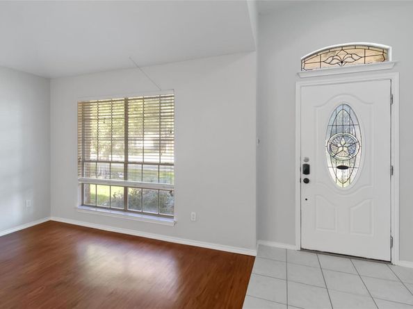 1320 Lochaline LOOP, Pflugerville TX 78660