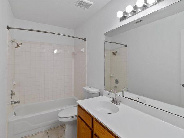 1320 Lochaline LOOP, Pflugerville TX 78660