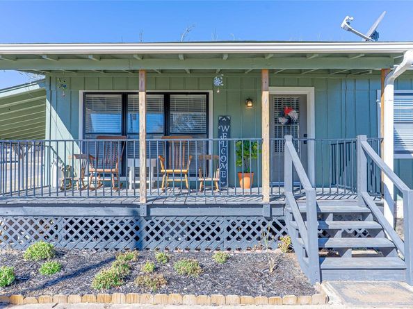 11010 3rd ST, Jonestown TX 78645
