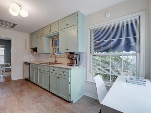 1206 Madison Ave, Austin TX 78757