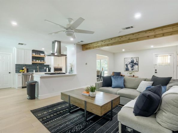 9016 W Pointer LN, Austin TX 78758