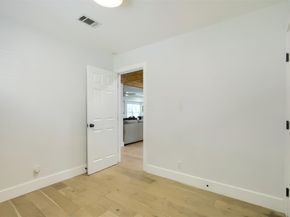 9016 W Pointer LN, Austin TX 78758