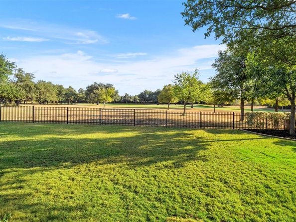 114 Cimarron Hills TRL E, Georgetown TX 78628