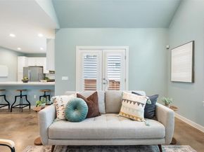 1909 E M Franklin Ave, Austin TX 78723