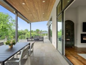 302 Bent Tree CT, West Lake Hills TX 78746
