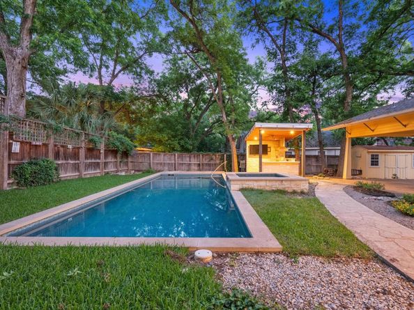 4517 Avenue G, Austin TX 78751