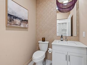 1600 S 1st ST 410, Austin TX 78704