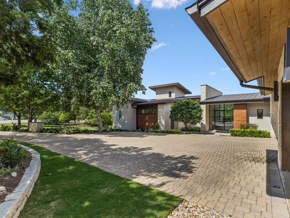 8708 Acuarela CT, Austin TX 78735