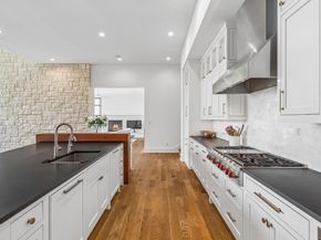 8708 Acuarela CT, Austin TX 78735
