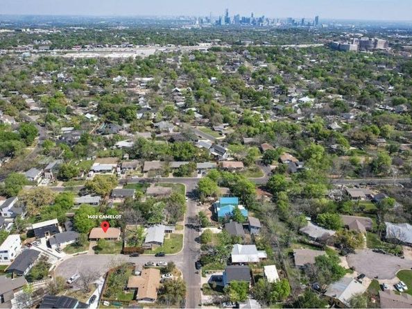 1402 Camelot CIR, Austin TX 78745
