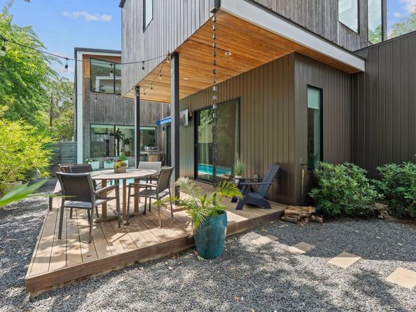 1605 Chelsea LN, Austin TX 78704