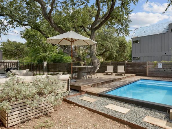 1605 Chelsea LN, Austin TX 78704