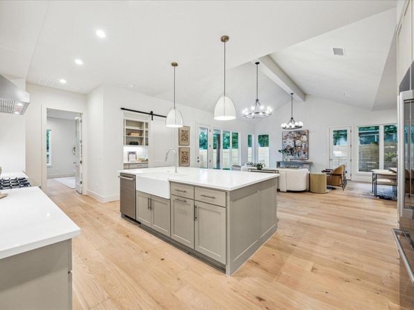 4708 Philco DR, Austin TX 78745