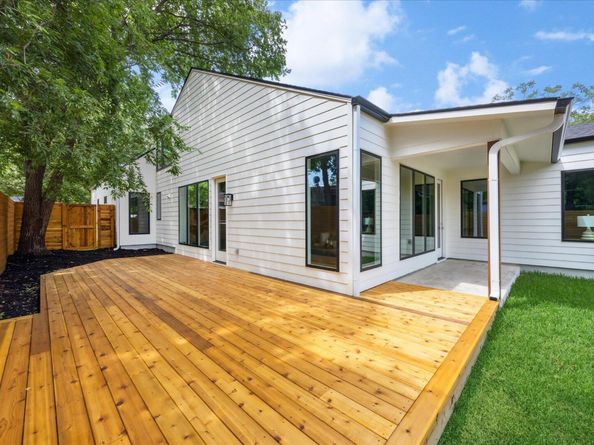 4708 Philco DR, Austin TX 78745