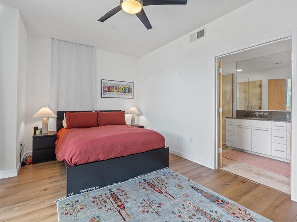 1600 Barton Springs RD 2201, Austin TX 78704