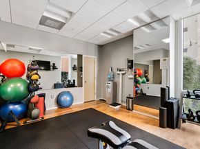 1600 Barton Springs RD 2201, Austin TX 78704