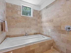 1600 Barton Springs RD 2201, Austin TX 78704