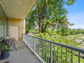 1600 Barton Springs RD 2201, Austin TX 78704