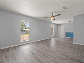 2712 Thrushwood DR, Austin TX 78757