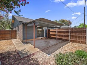 2712 Thrushwood DR, Austin TX 78757