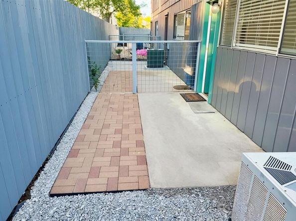 608 Franklin BLVD A, B, & C, Austin TX 78751