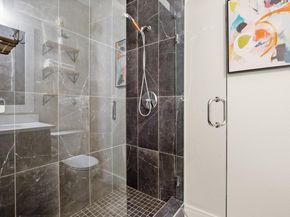 2827 Manor RD 3105, Austin TX 78722