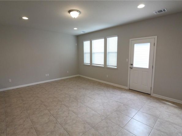 2028 Arendale DR, Leander TX 78641