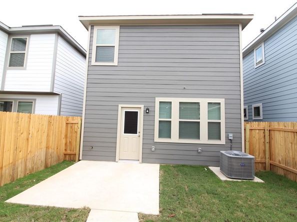 2028 Arendale DR, Leander TX 78641