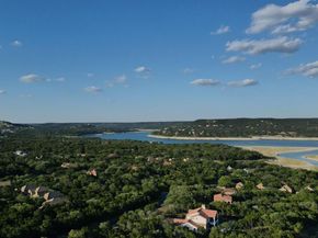 17700 Edgewood WAY 202, Jonestown TX 78645