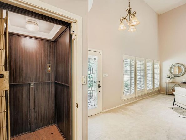 8104 East CT, Austin TX 78759