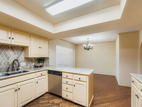 8104 East CT, Austin TX 78759