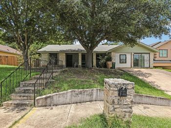 5702 Purple Sage DR