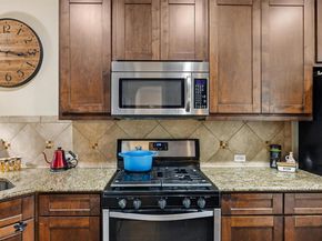 1916 Tramson DR 98C, Austin TX 78741