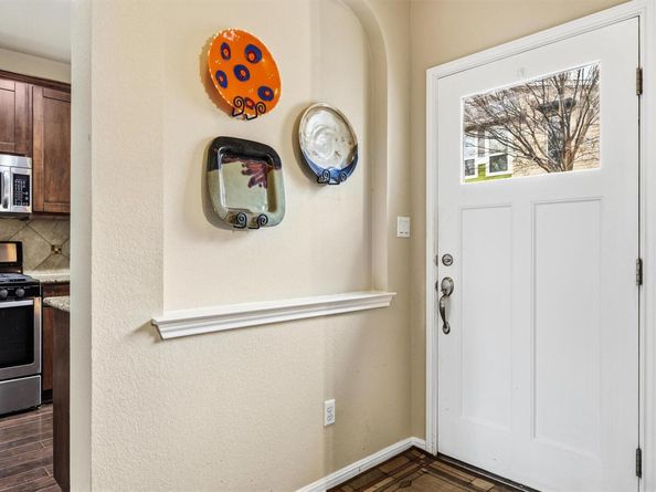 1916 Tramson DR 98C, Austin TX 78741