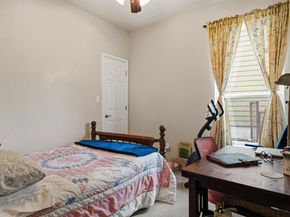 1916 Tramson DR 98C, Austin TX 78741