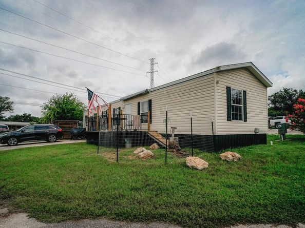 7106 Cowpoke TRL, Lago Vista TX 78645