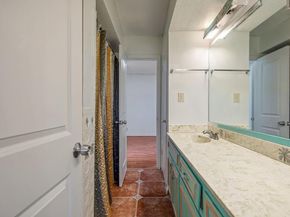 302 Venture BLVD S, Lago Vista TX 78645