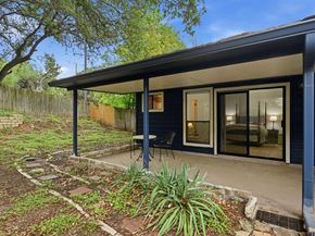 275 Mooring CIR A, Lakeway TX 78734