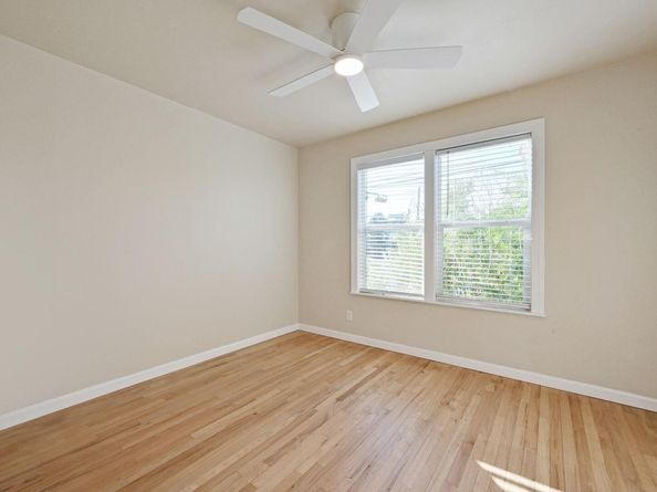 1900 Cedar Ave, Austin TX 78722