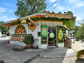 1900 Cedar Ave, Austin TX 78722