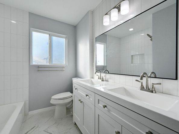 1900 Cedar Ave, Austin TX 78722
