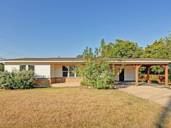 1900 Cedar Ave