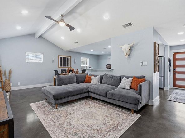 805 Nile ST, Austin TX 78702