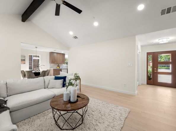 11315 Menodora DR, Austin TX 78748