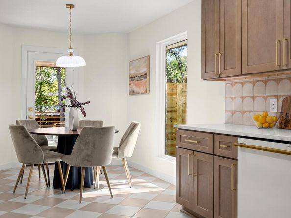 11315 Menodora DR, Austin TX 78748