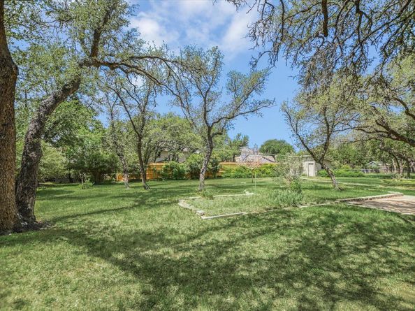 5803 Sierra Leon, Austin TX 78759